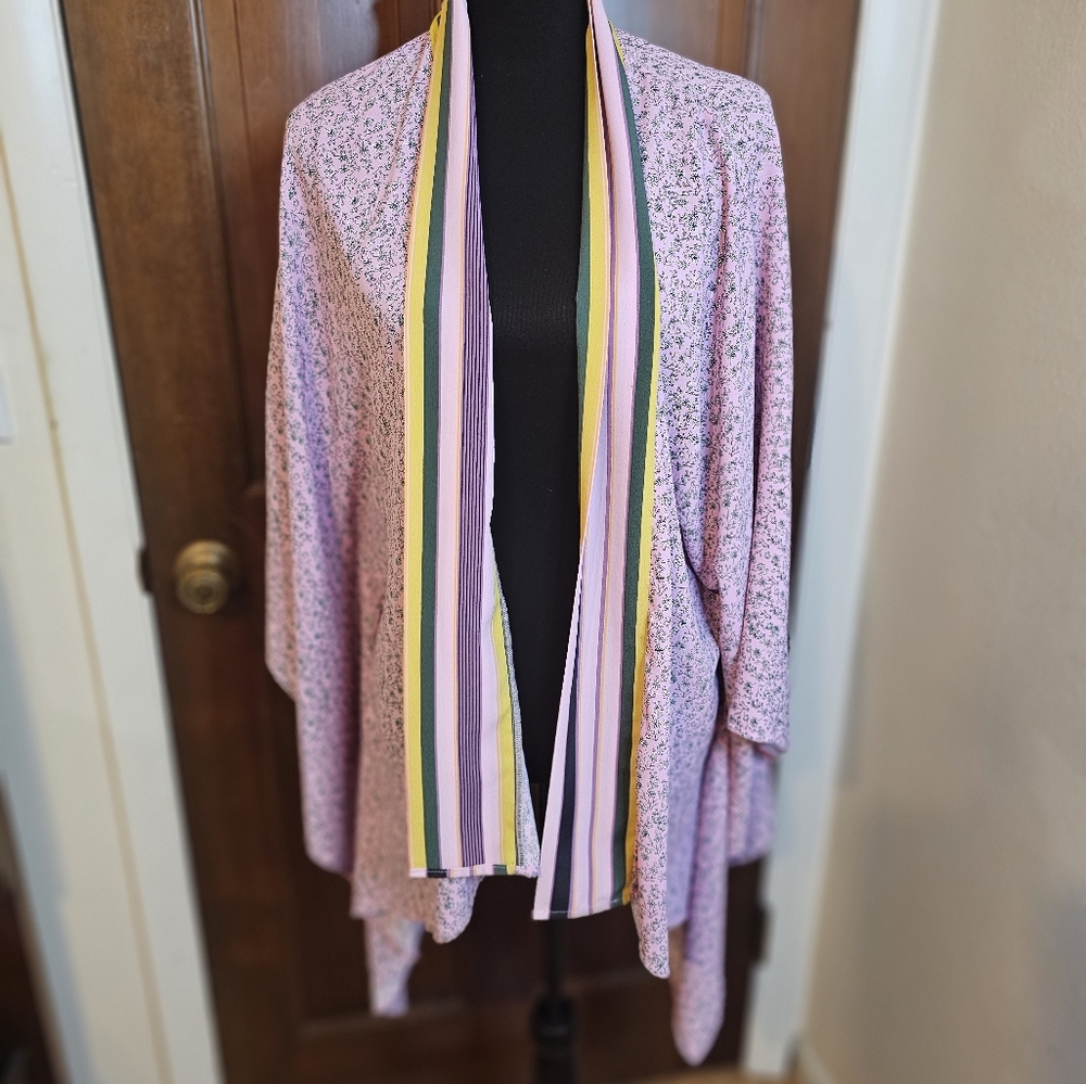 Pink kimono